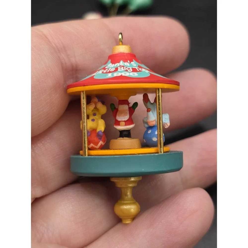 90 Little Bear 04 Santa Balloon Tree & 96 Santa Little Big Top Hallmark Ornament